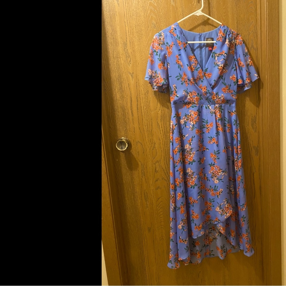 Vince Camuto blue floral midlength dress